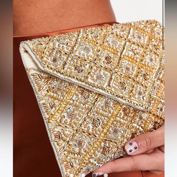 TRUE DECADENCE Envelope Clutch Bag in Gold! - Picture 3 of 7